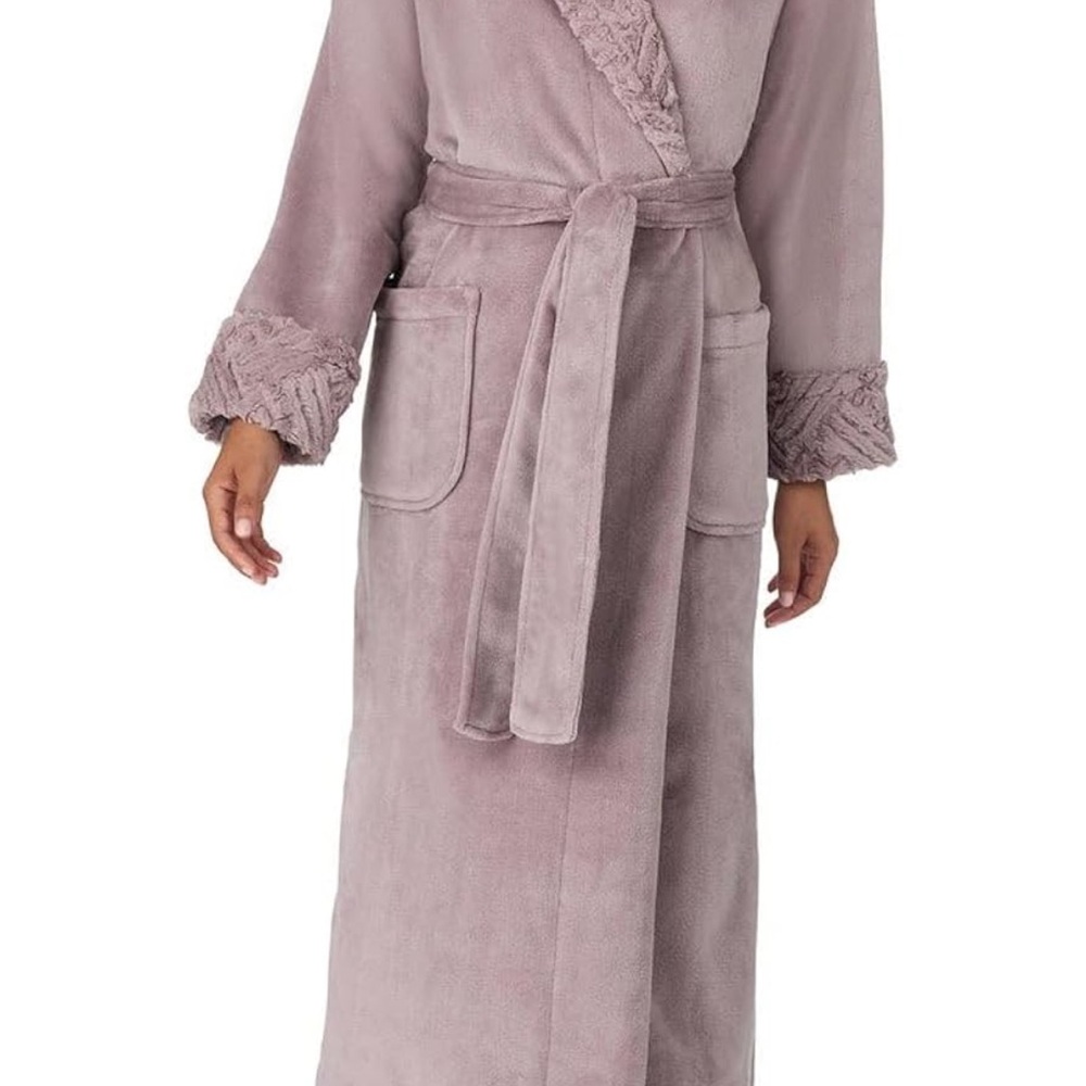 Women's Plush Mauve Robe Carole Hoachman Small New